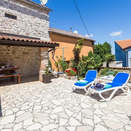 St. Bernhard House Holiday home *